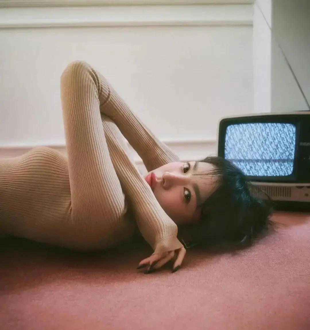 宋慧乔晒照暗藏职业信号，背后事业路线悄然转变